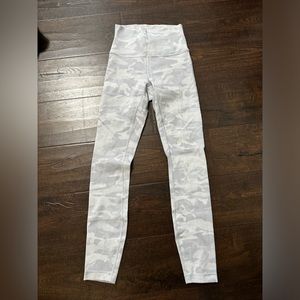 Lululemon align HR camo leggings 28”